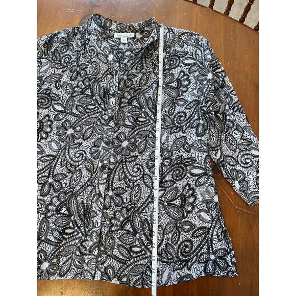 Coldwater Creek Womens Petite Large Blouse Sheer Floral Button Up Black White - Picture 8 of 10